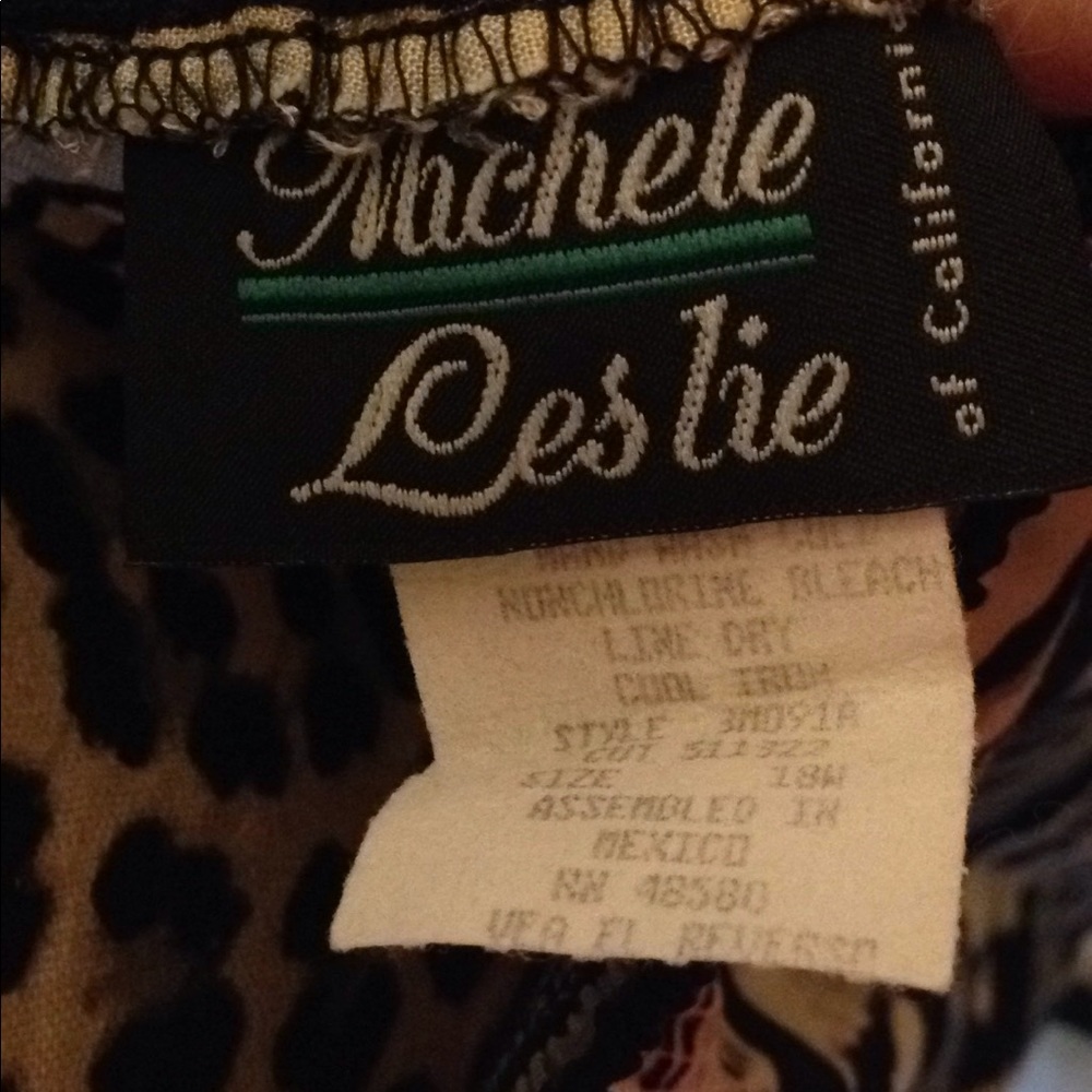 Button Down Pattern Skirt - image 4